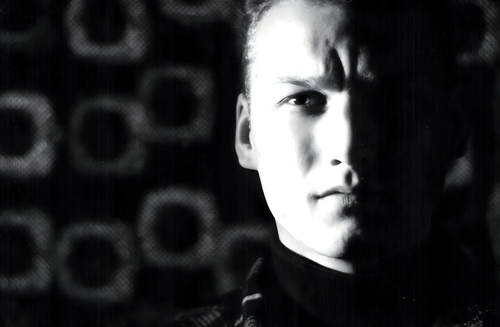 Inside Edge - Phil - vocals